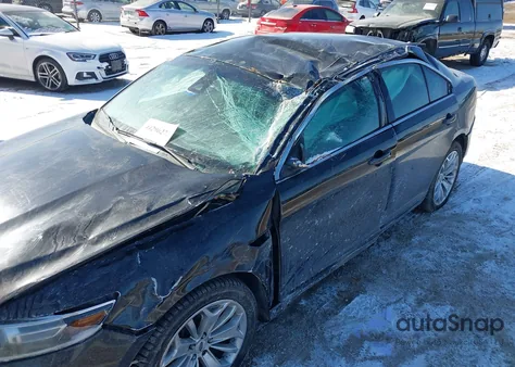 2017 Ford Taurus Limited z USA, uszkodzony, nr VIN 1FAHP2F83HG113716